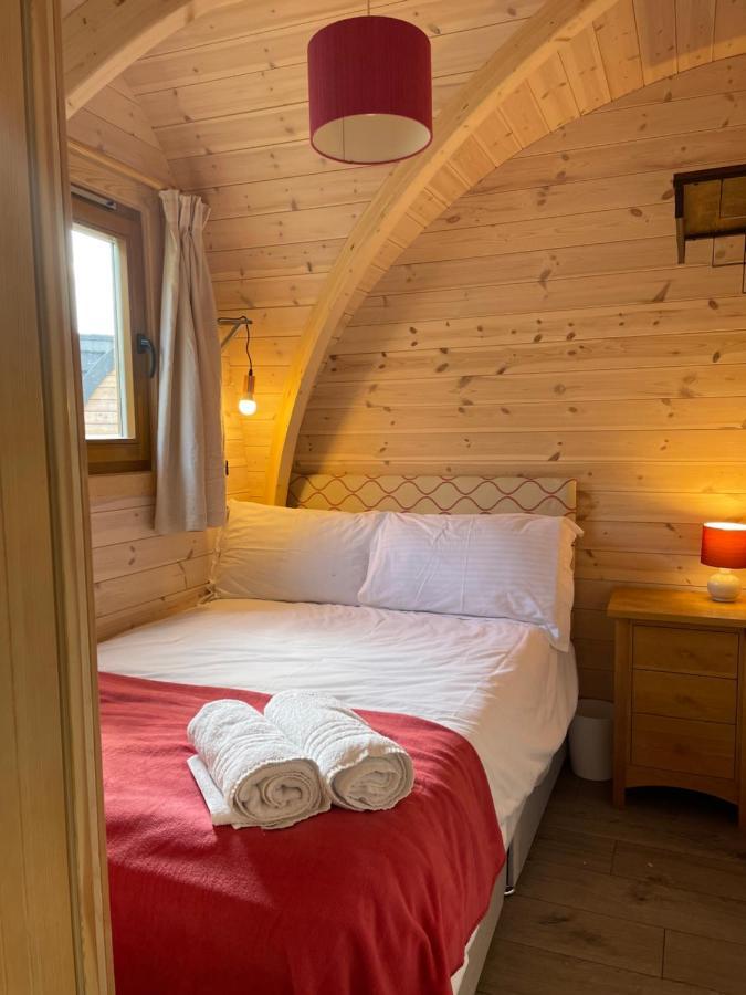 Hotel Squirrel Glamping Pod School House Farm Leighton  Zewnętrze zdjęcie