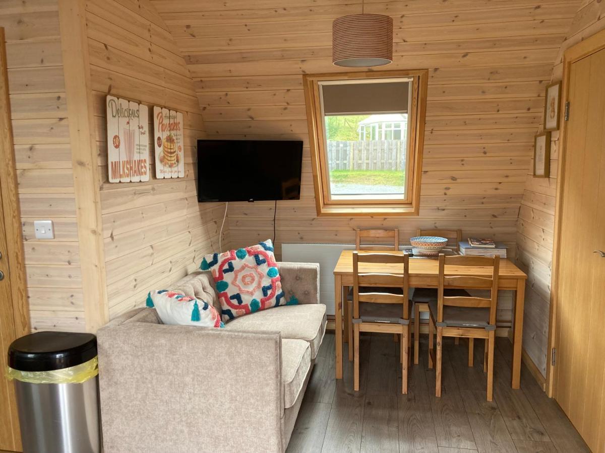 Hotel Squirrel Glamping Pod School House Farm Leighton  Zewnętrze zdjęcie