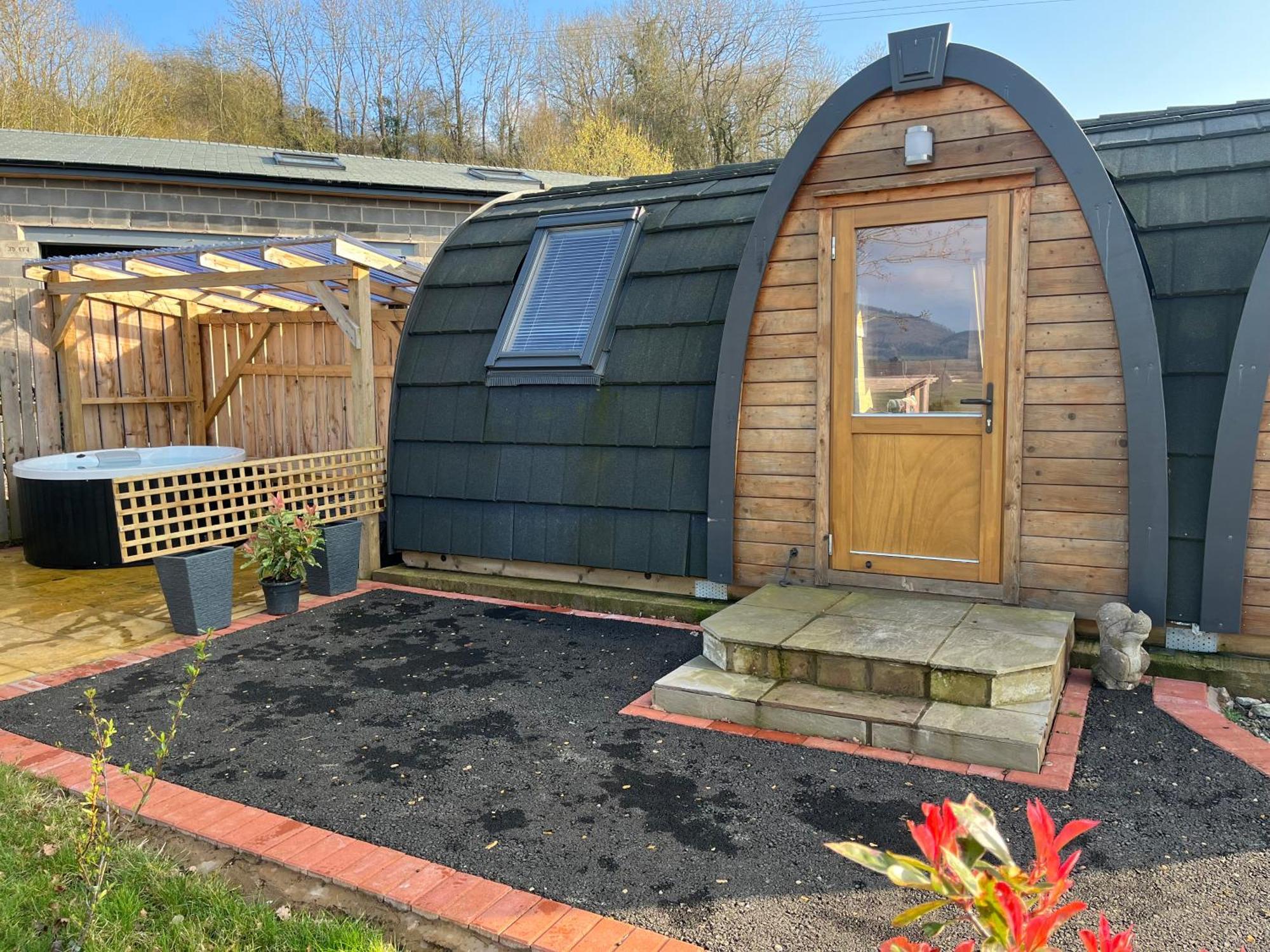 Hotel Squirrel Glamping Pod School House Farm Leighton  Zewnętrze zdjęcie